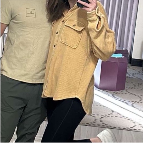 Oversized Button Down - Picture 2 of 3